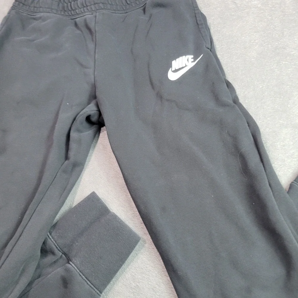 Nike Jogger Sweatpants Kids Size‎ L Black Fleece Futura Logo Athletic Sporty SEO